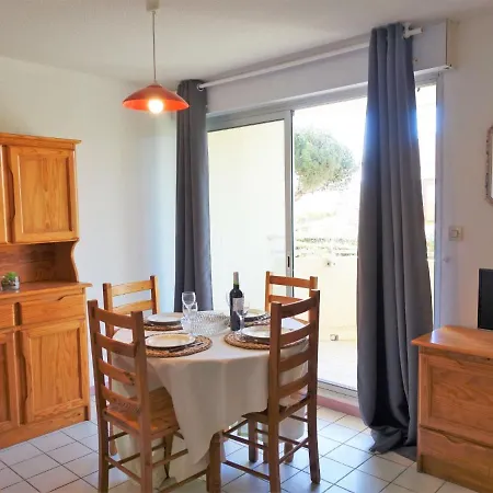 Apartment Les Cigalines By Interhome