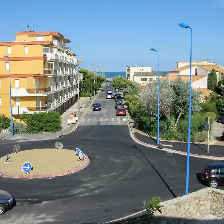 Apartment Les Cigalines By Interhome
